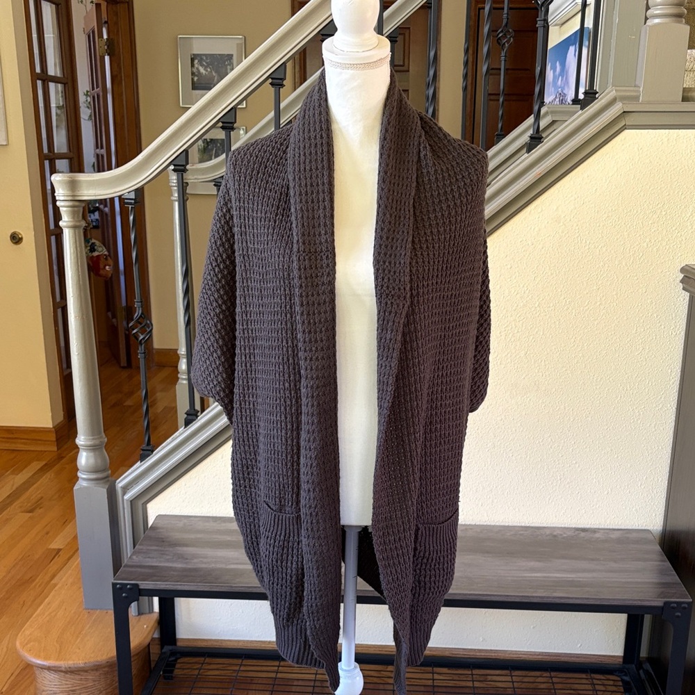 Forever 21 Charcoal Gray Knit Short Sleeve Cardigan Size Medium